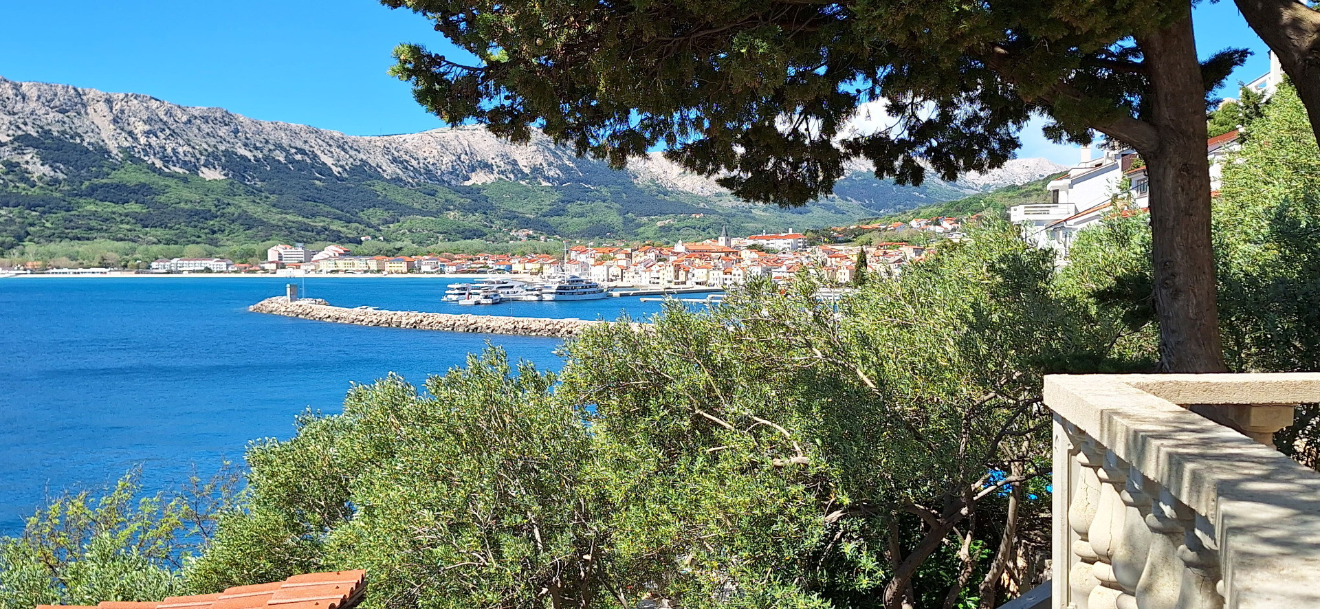 Apartments & Rooms  Igor & Lea - Accommodation directly by the sea and promenade, Apartments and Rooms Lea by the sea, Ba&scaron;ka, Krk Island, Croatia Ba&scaron;ka